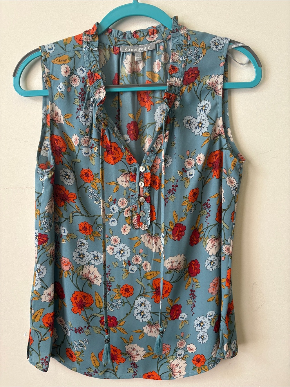 Daniel Rainn Teal Floral Ruffle V-Neck Sleeveless Top